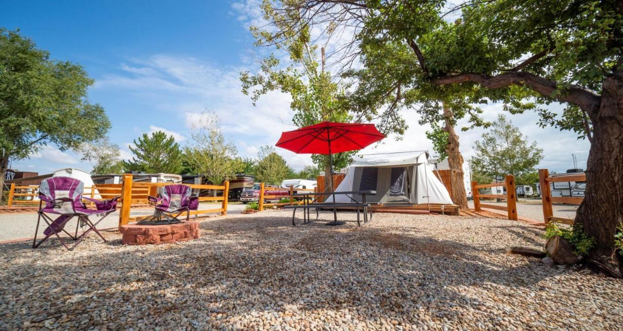 Funstays Glamping Setup Tent In Rv Park #2 Ok-T2 Моаб Екстер'єр фото